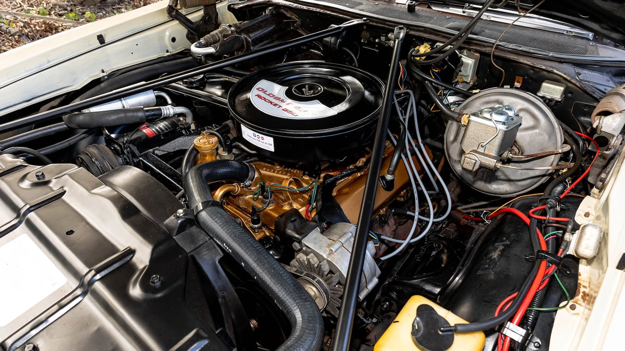 1971 Oldsmobile Vista Cruiser - Image 13 of 31