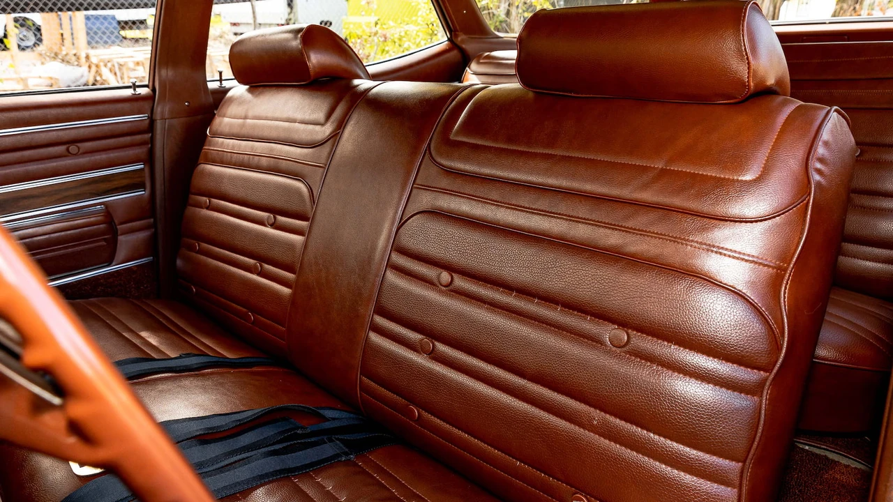1971 Oldsmobile Vista Cruiser - Image 27 of 31