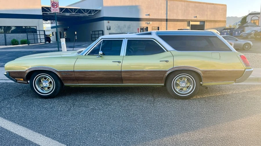 1971 Oldsmobile Vista Cruiser - Image 2 of 2