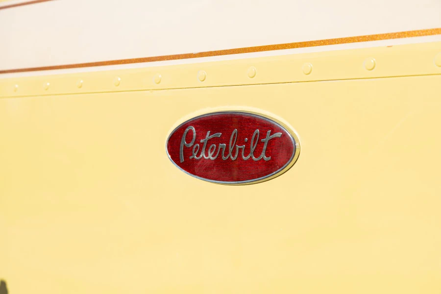 1971 Peterbilt - Image 8 of 31