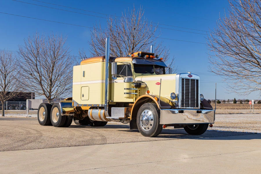 1971 Peterbilt - Image 6 of 31