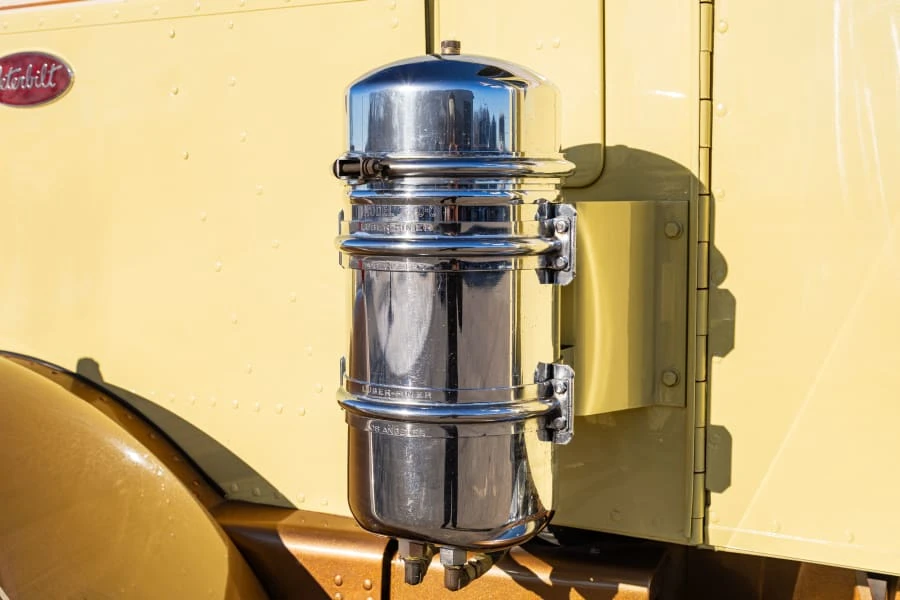 1971 Peterbilt - Image 16 of 31