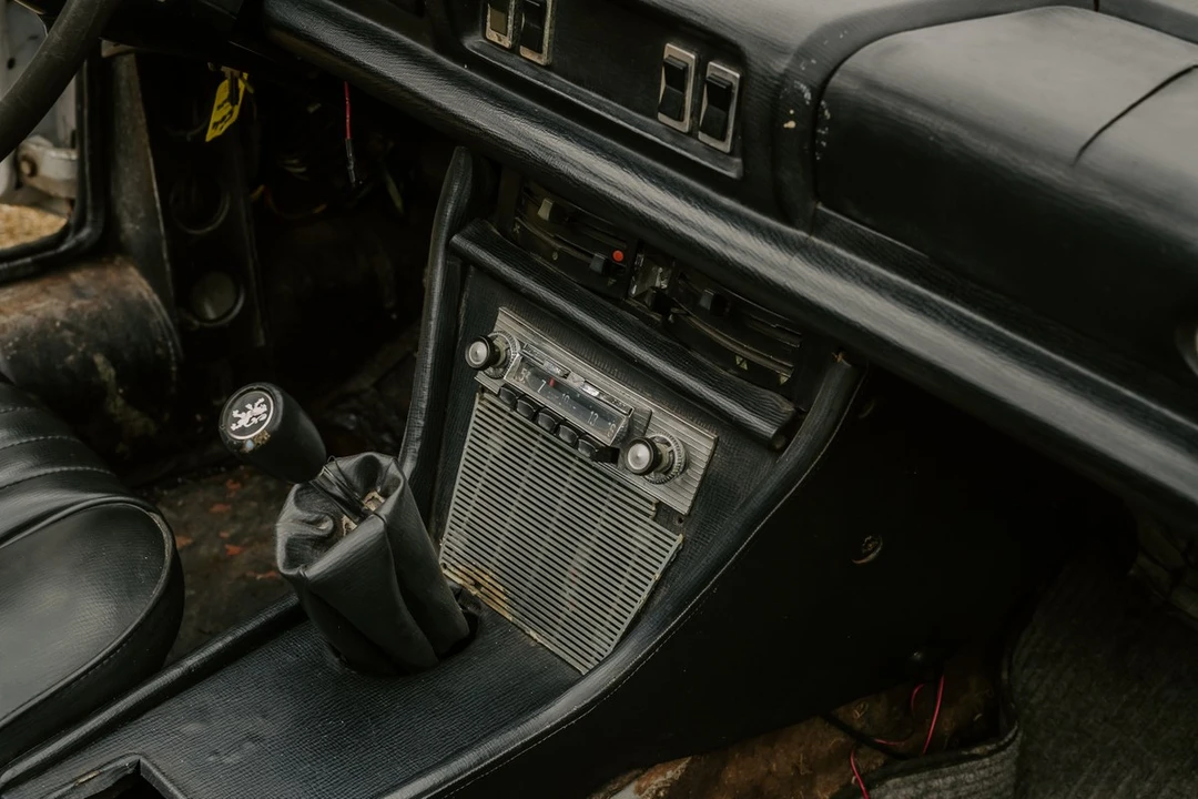 1971 Peugeot 504 - Image 15 of 30