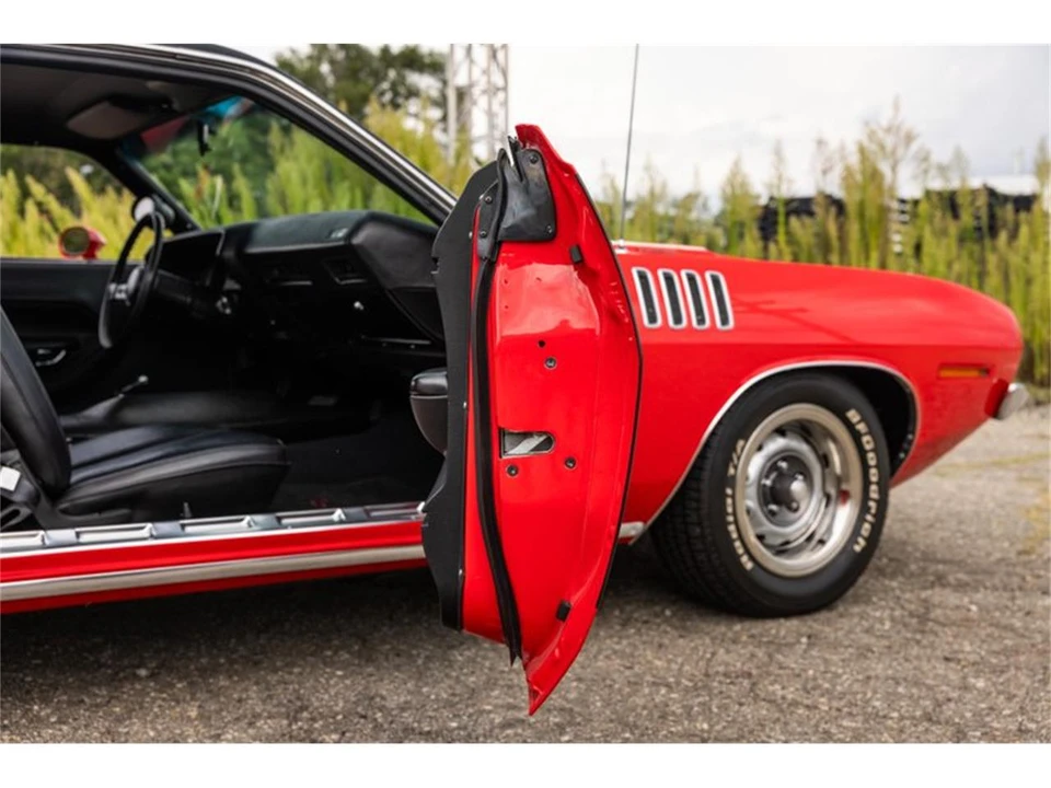 1971 Plymouth Barracuda - Image 13 of 31