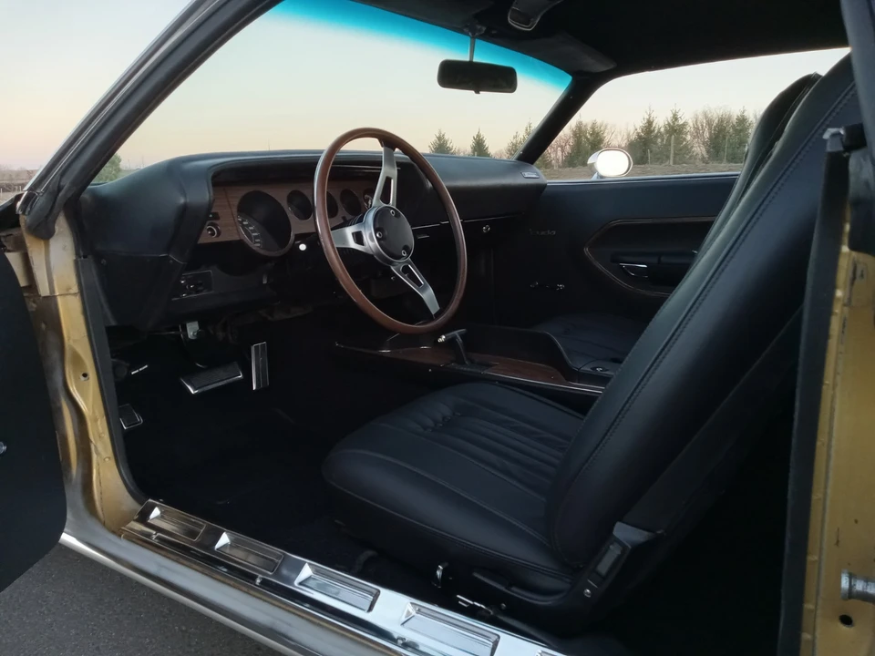 1971 Plymouth 'Cuda 3rd Gen Coupe - Image 16 of 21