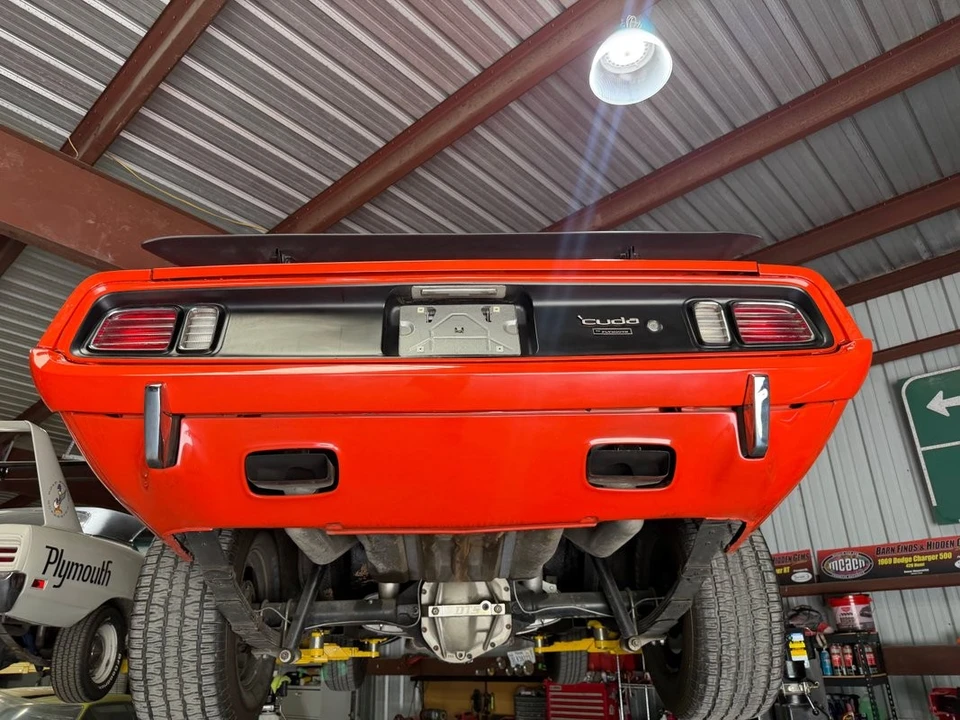 1971 Plymouth 'Cuda 3rd Gen Coupe - Image 27 of 31