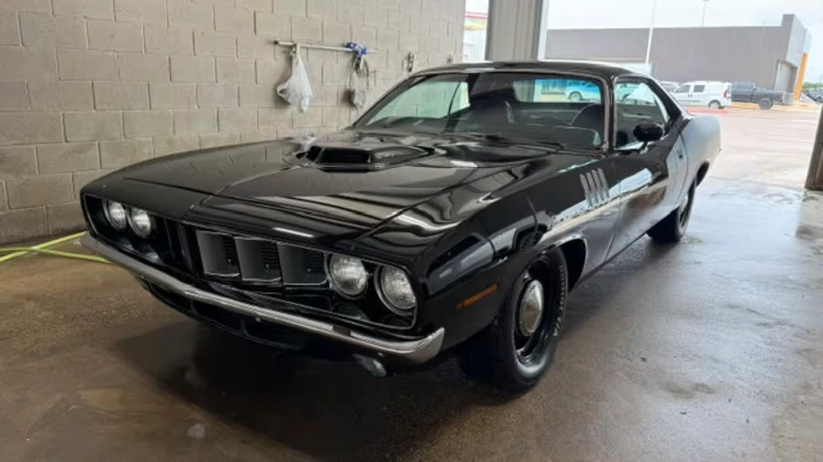1971 Plymouth 'Cuda 3rd Gen Coupe - Image 8 of 13