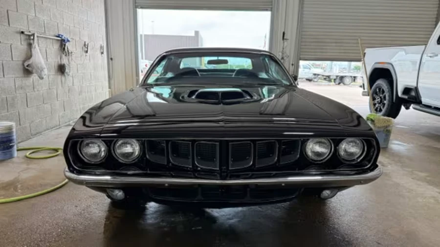 1971 Plymouth 'Cuda 3rd Gen Coupe - Image 3 of 13