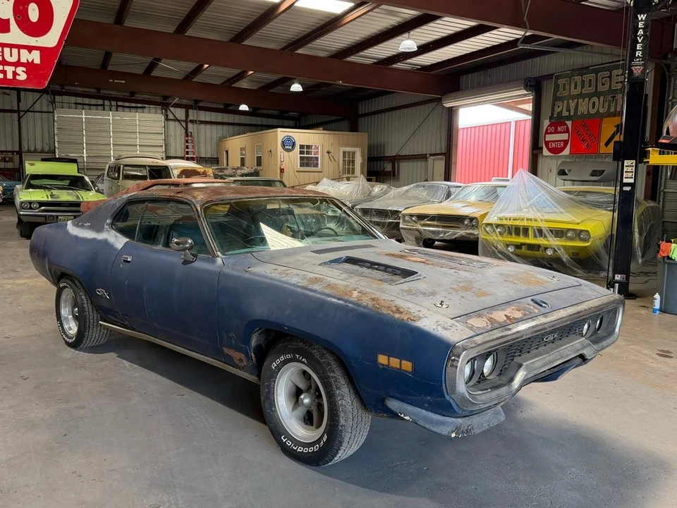 1971 Plymouth GTX - Image 2 of 31