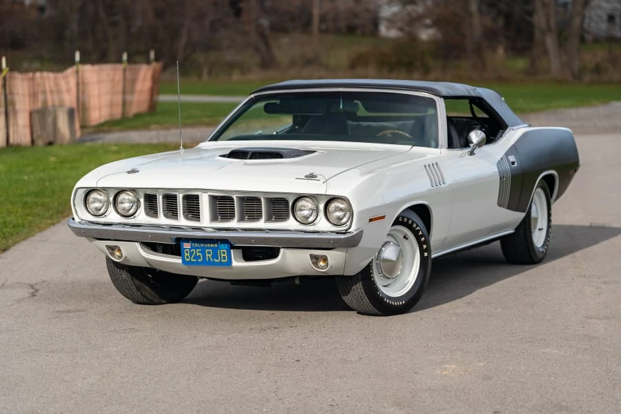 1971 Plymouth Hemi 'Cuda 3rd Gen Convertible - Image 24 of 31