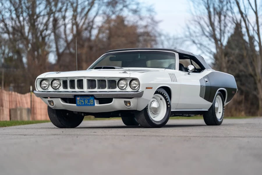 1971 Plymouth Hemi 'Cuda 3rd Gen Convertible - Image 18 of 31