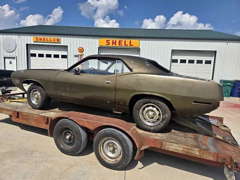 1971 Plymouth Barracuda Vinyl Top Car