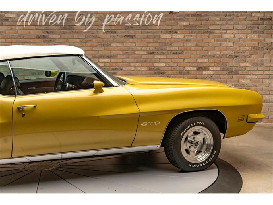1971 Pontiac GTO 2nd Gen - Image 10 of 31