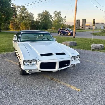 1971 Pontiac GTO Coupe 2D