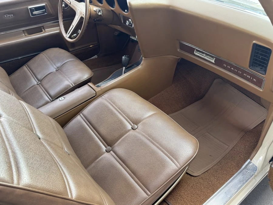 1971 Pontiac Grand Prix 2nd Gen - Image 6 of 13