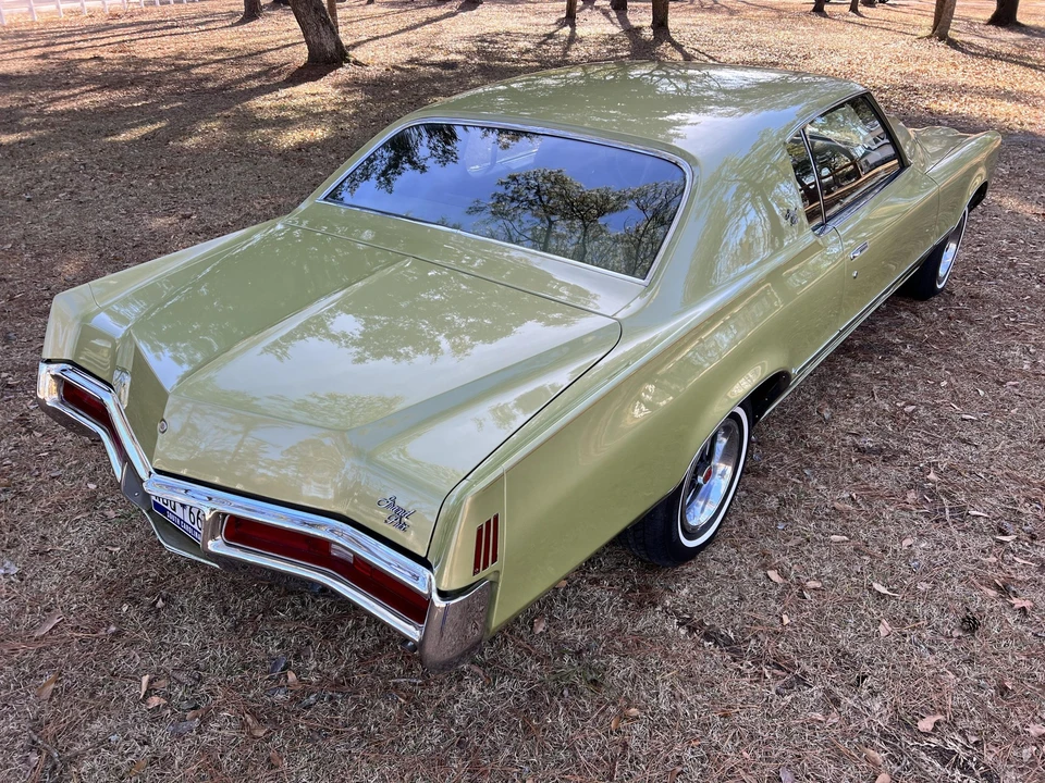 1971 Pontiac Grand Prix 2nd Gen - Image 17 of 31