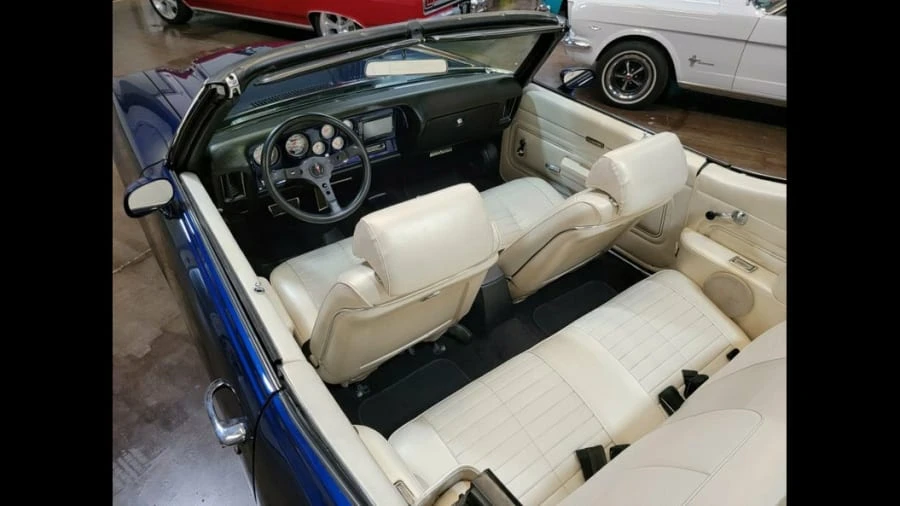 1971 Pontiac LeMans 3rd Gen - Image 7 of 25
