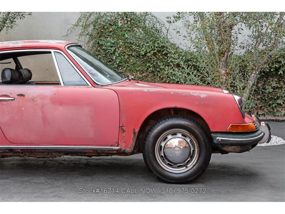 1971 Porsche 911 T F-Body LWB - Image 10 of 31