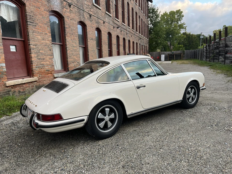 1971 Porsche 911 T F-Body LWB - Image 15 of 31