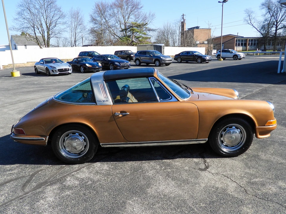 1971 Porsche 911 T F-Body LWB - Image 30 of 31