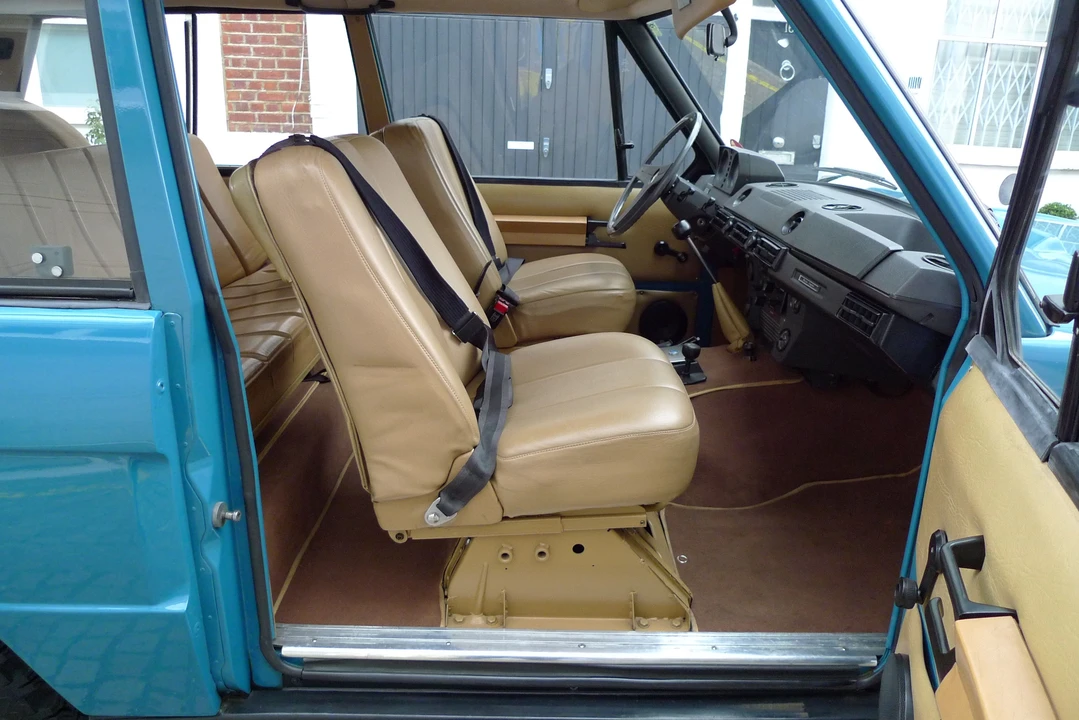 1971 Land Rover Range Rover Classic - Image 10 of 15