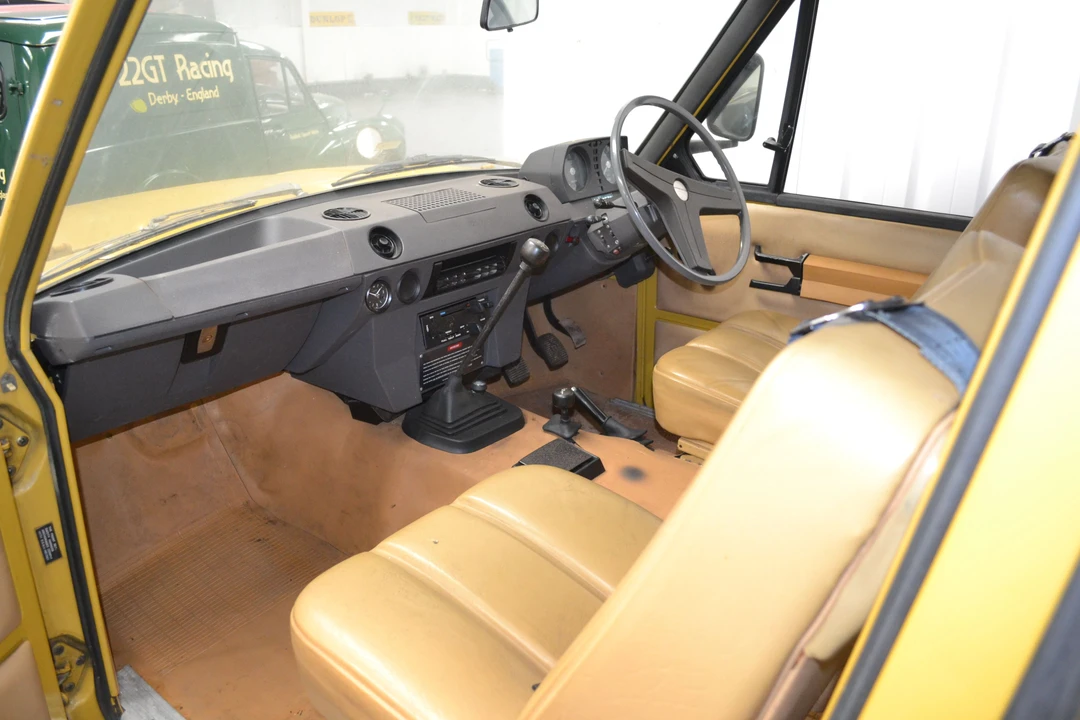 1971 Land Rover Range Rover Classic - Image 6 of 8