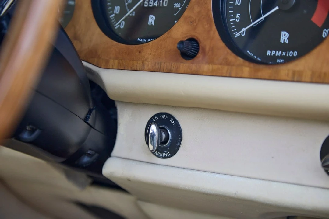 1971 Rolls-Royce Corniche Series I - Image 16 of 30