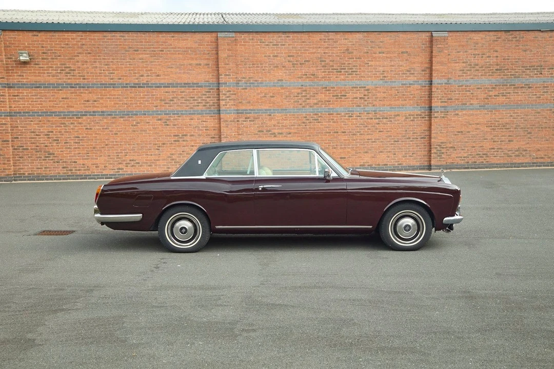 1971 Rolls-Royce Corniche Series I - Image 2 of 30