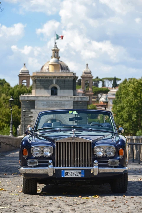 1971 Rolls-Royce Corniche Series I - Image 2 of 20