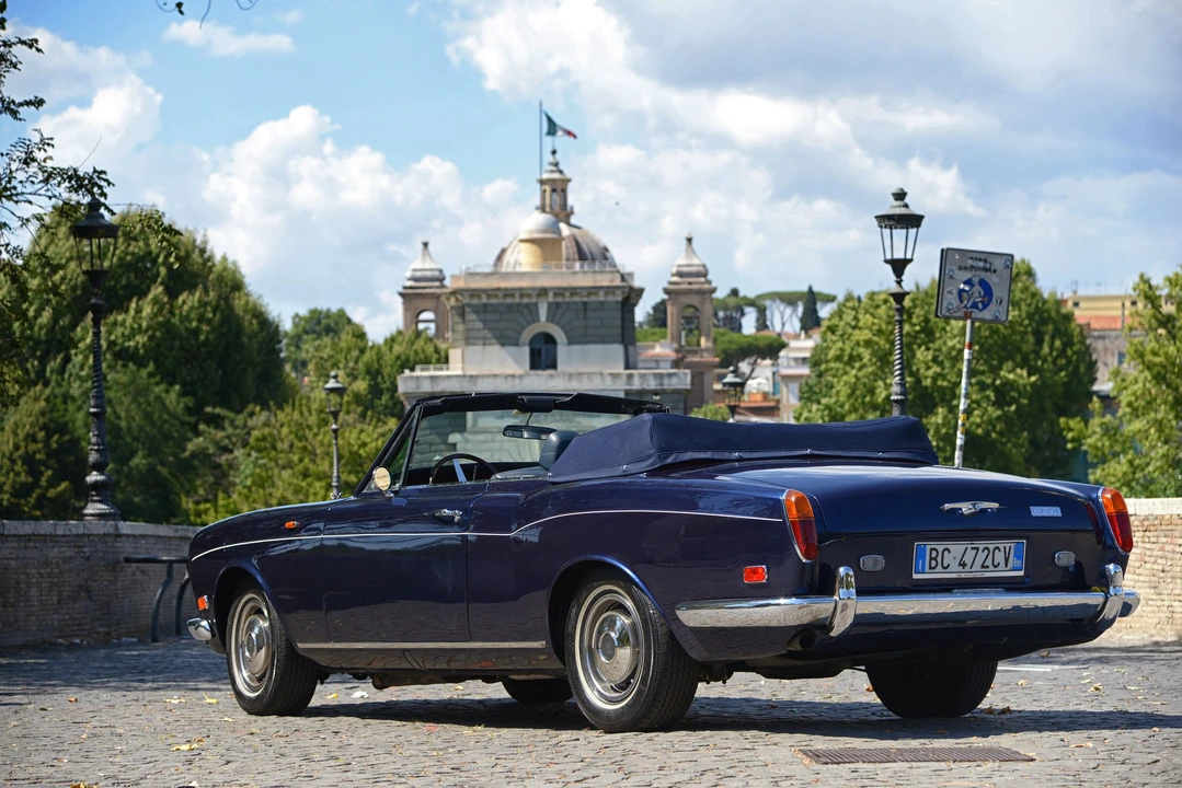 1971 Rolls-Royce Corniche Series I - Image 9 of 20