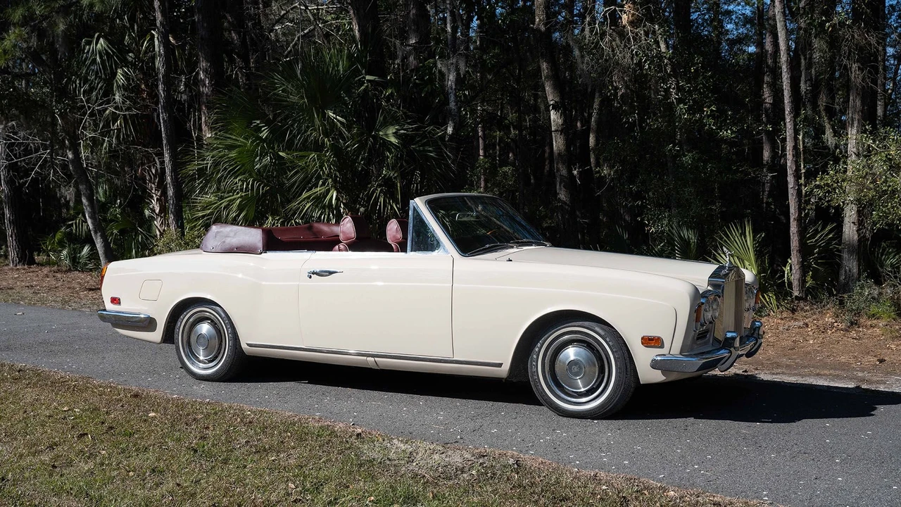 1971 Rolls-Royce Corniche Series I - Image 11 of 31