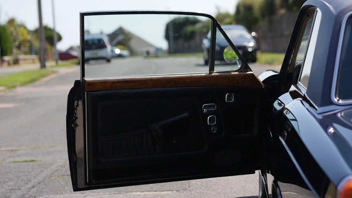 1971 Rolls-Royce Corniche Series I - Image 25 of 30