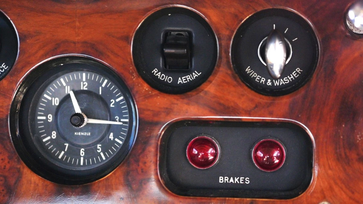 1971 Rolls-Royce Corniche Series I - Image 23 of 30