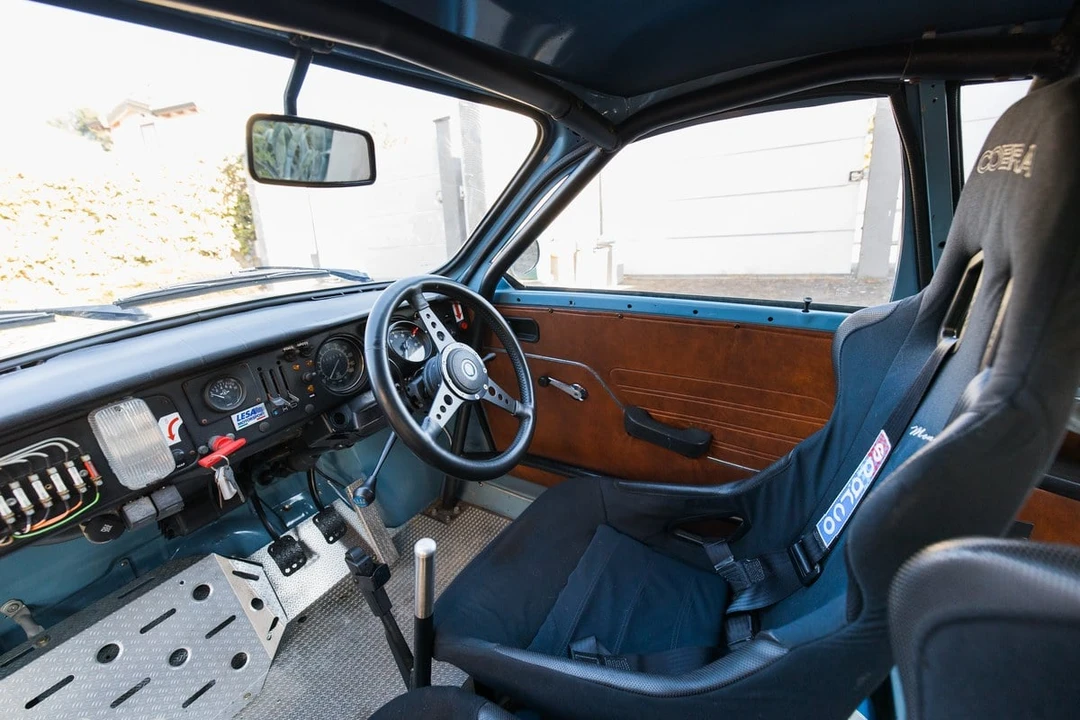 1971 Saab 96 - Image 15 of 30