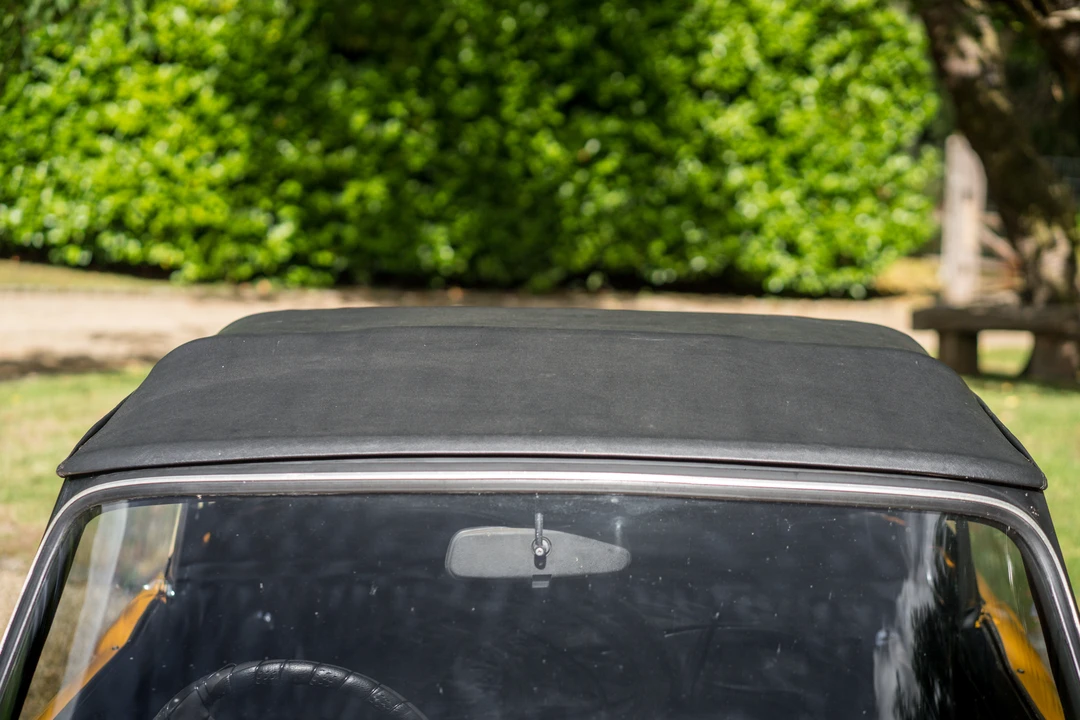 1971 Triumph TR6 CF Injected - Image 25 of 31