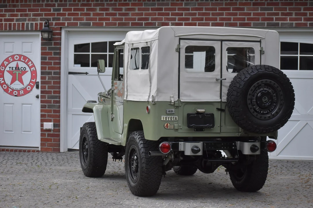 1971 Toyota J40 Land Cruiser - Image 17 of 31