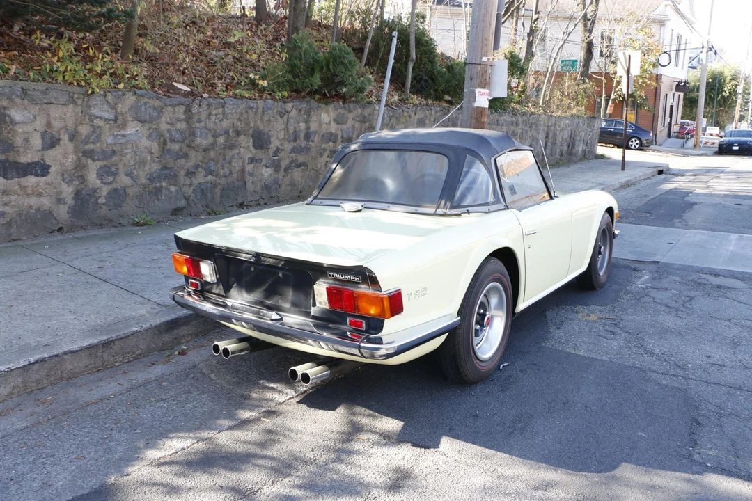 1971 Triumph TR6 - Image 10 of 31
