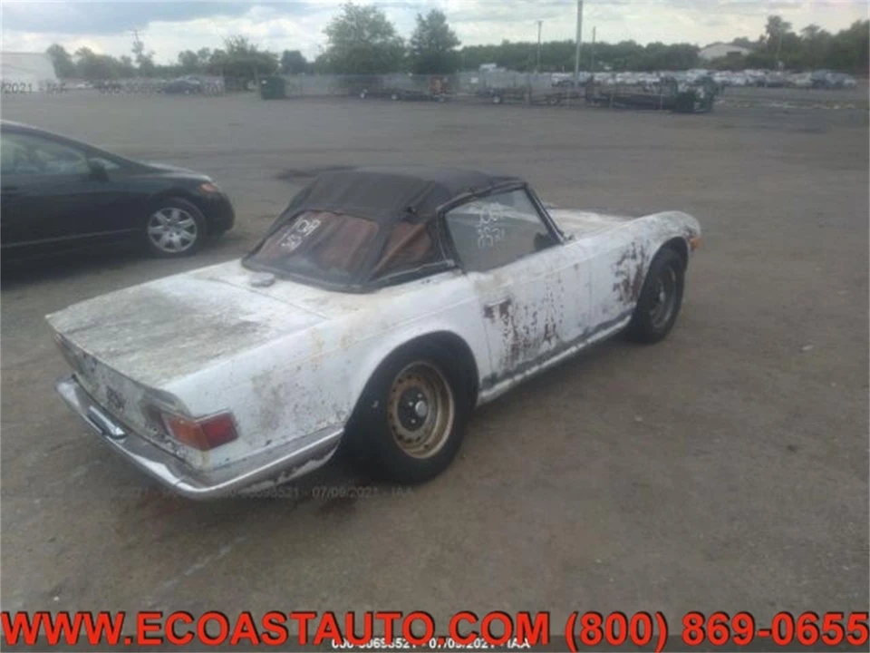 1971 Triumph TR6 CR/CC Carb - Image 2 of 10