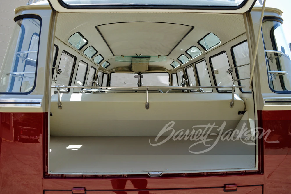1971 Volkswagen Split-Window Bus - Image 19 of 31