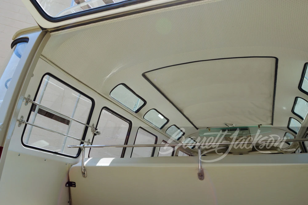 1971 Volkswagen Split-Window Bus - Image 25 of 31