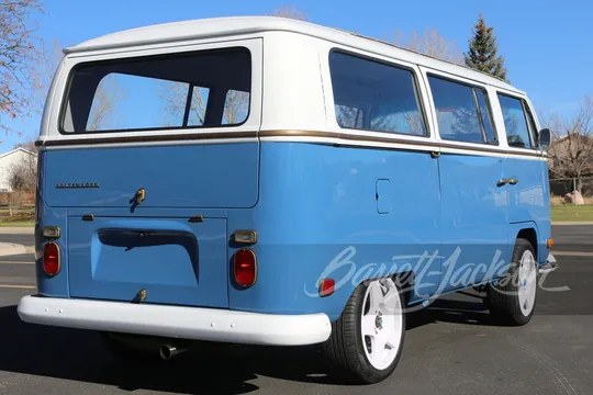 1971 Volkswagen Bay-Window Bus - Image 2 of 31