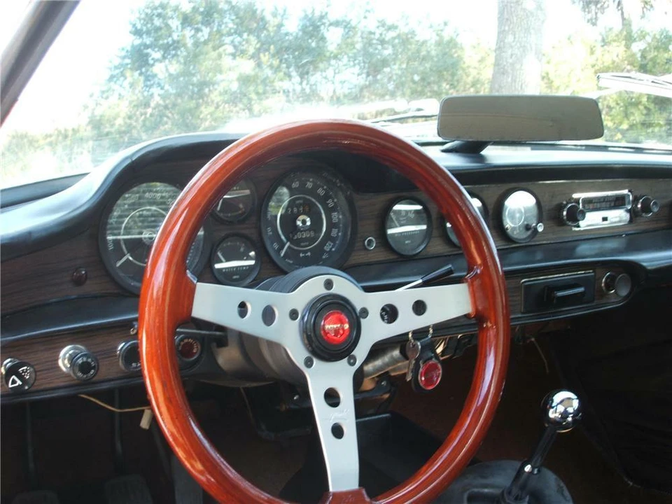 1971 Volvo 1800E - Image 4 of 5