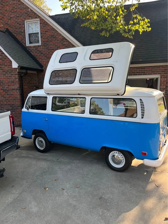 1971 Volkswagen Bay-Window Bus - Image 3 of 6