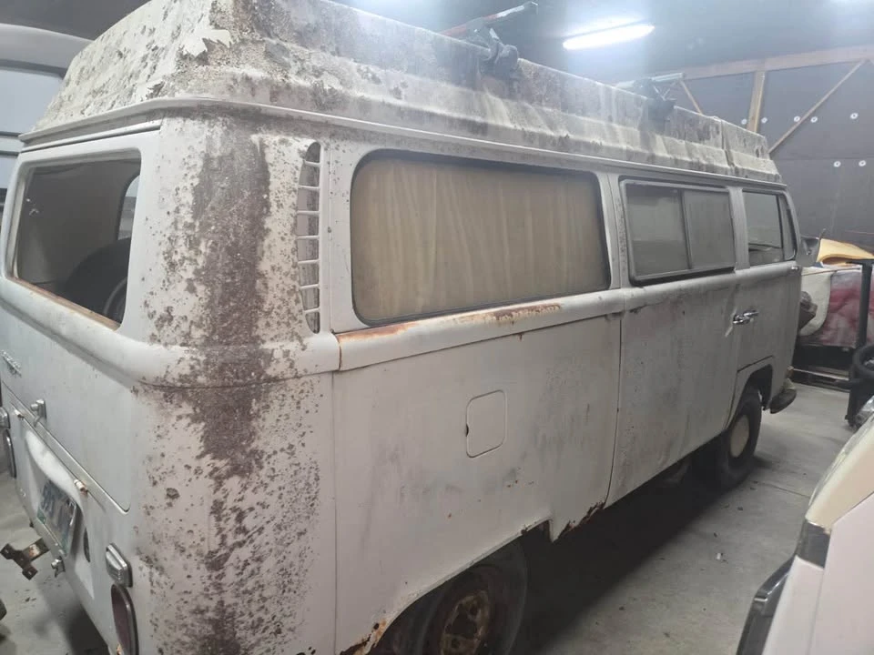 1971 Volkswagen Bay-Window Bus - Image 3 of 3