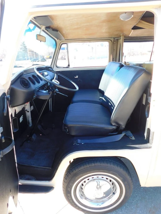 1971 Volkswagen Bay-Window Camper - Image 28 of 31