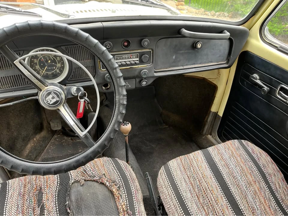 1971 Volkswagen Super Beetle - Image 6 of 12