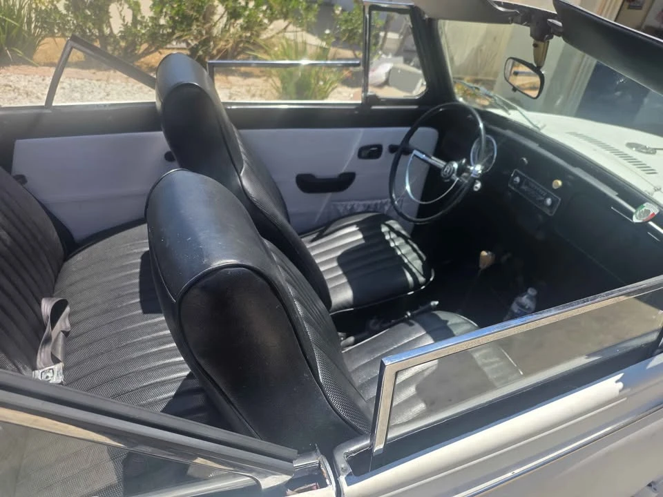 1971 Volkswagen Super Beetle - Image 8 of 9