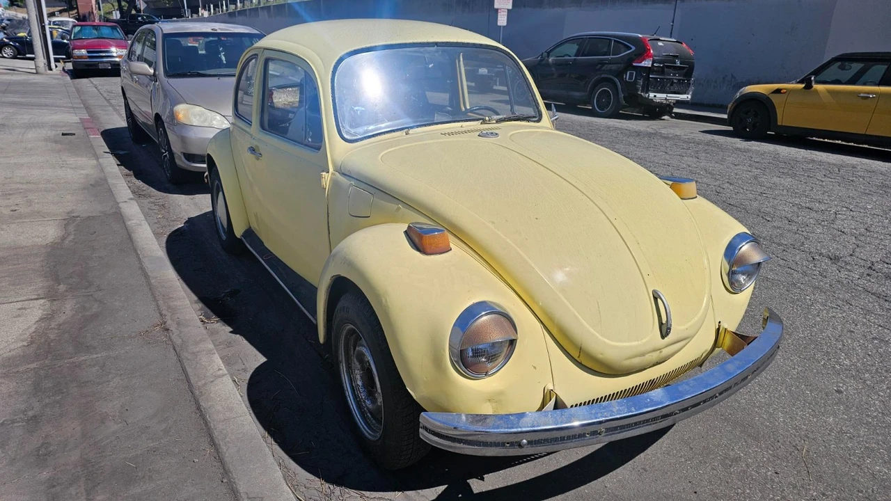 1971 Volkswagen Super Beetle - Image 2 of 9