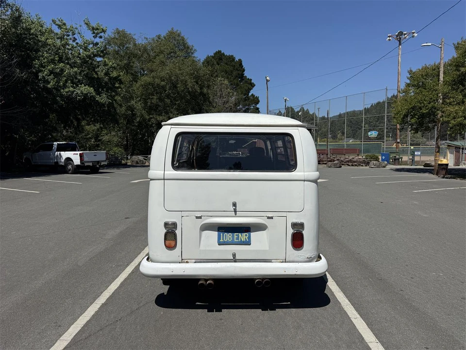 1971 Volkswagen Bay-Window Bus - Image 3 of 31