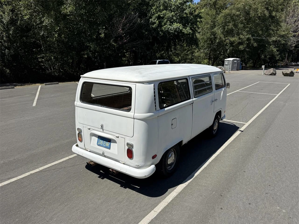 1971 Volkswagen Bay-Window Bus - Image 12 of 31